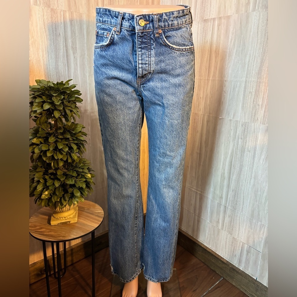 Zara Women’s Jeans - Dark Wash Denim Button Fly Size 2 RN 77302
